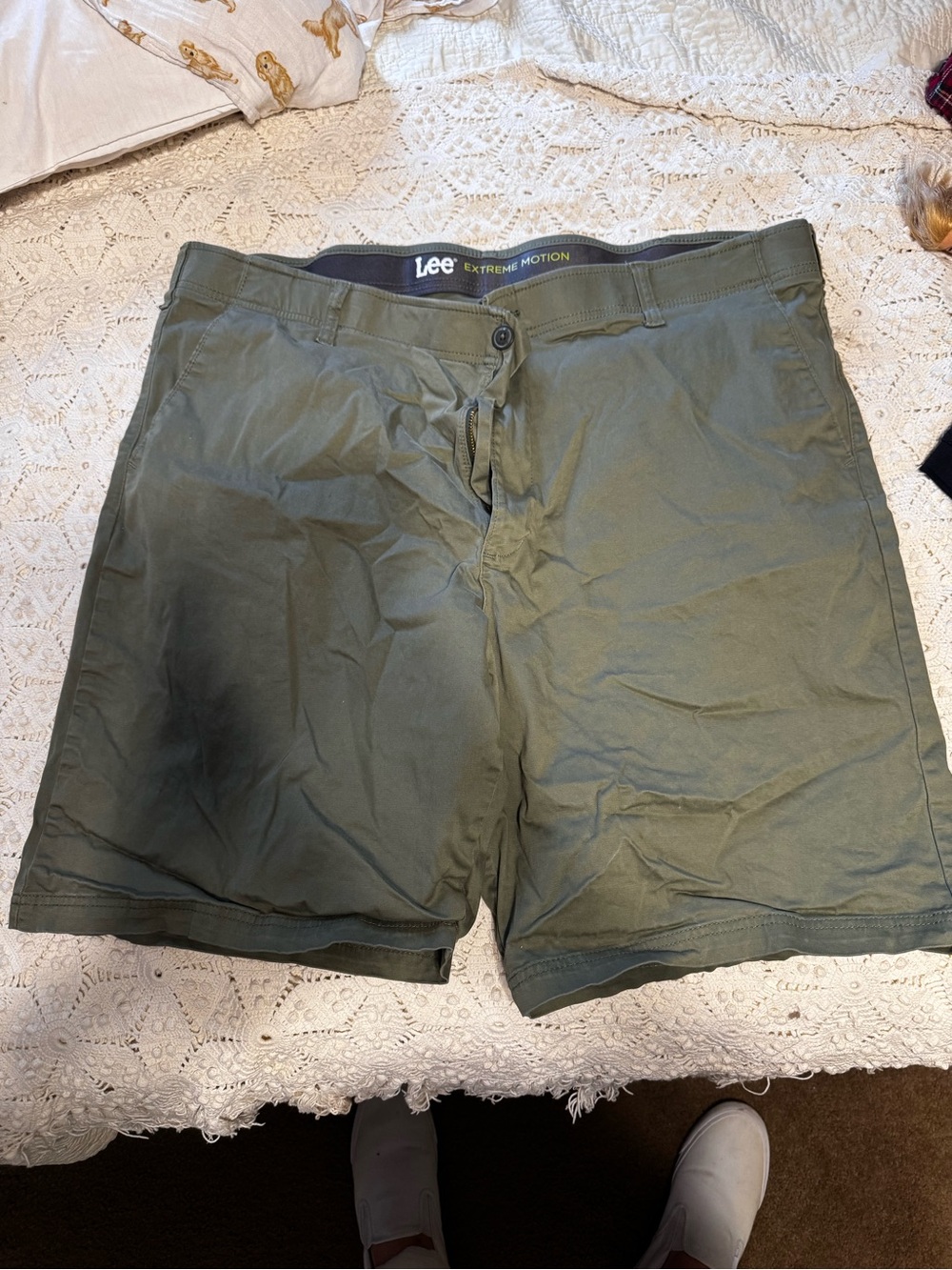 Lee Men’s Olive Green Flat Front Shorts